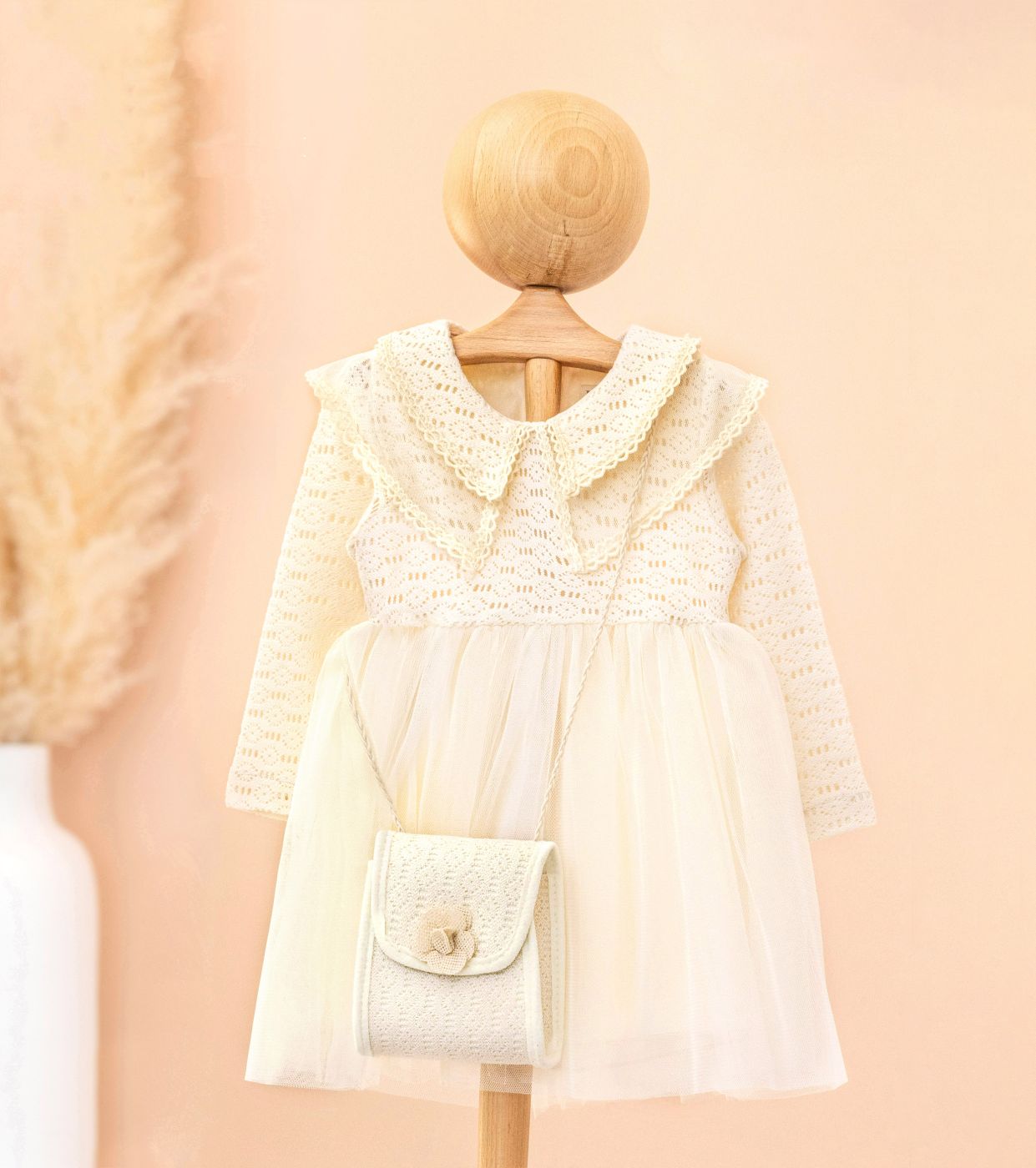 Bež haljina sa torbicom